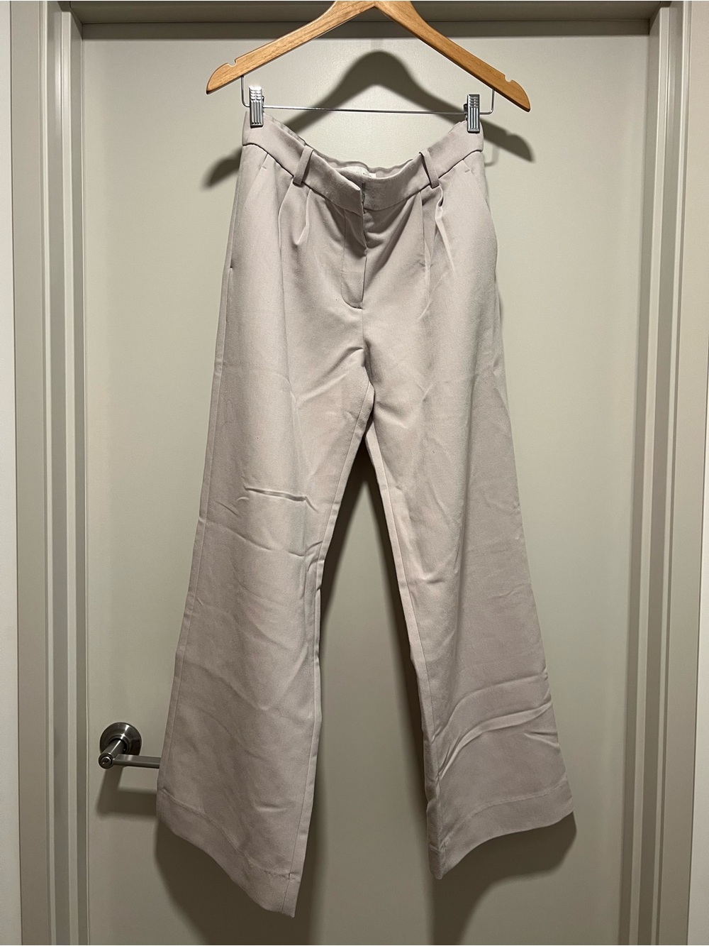 A&F Wide-Leg High-Rise Pants